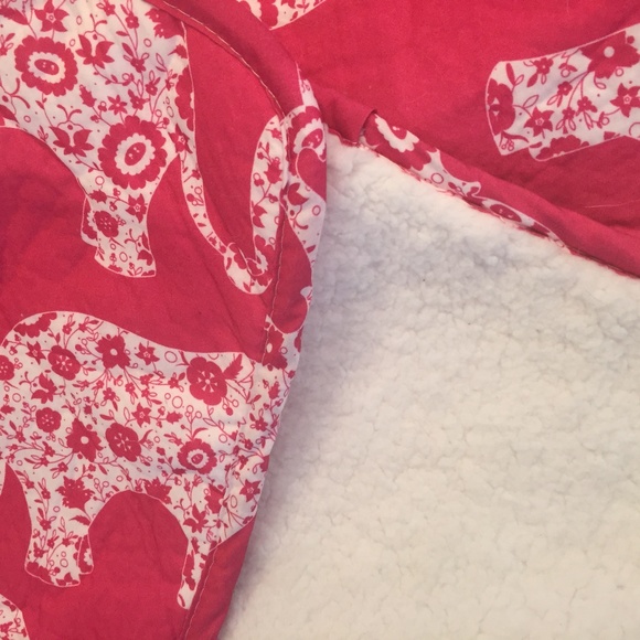 LUSH FUCHSIA PINK ELEPHANT MERMAID BLANKET QUILTED - Picture 3 of 8
